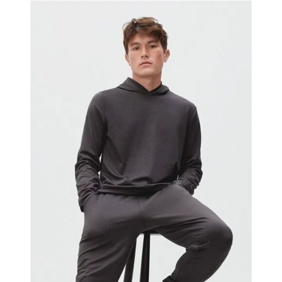 Everlane The ReNew Air Charcoal Black Long Sleeve Hoodie Men's Size Medium M - Picture 3 of 10